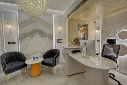 empire platinum suites