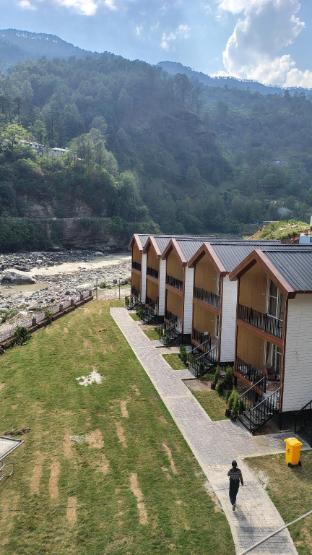 ganga beach resort uttarkashi