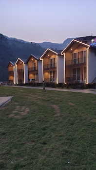 ganga beach resort uttarkashi