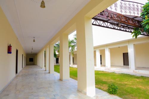 the lala hotel and resort