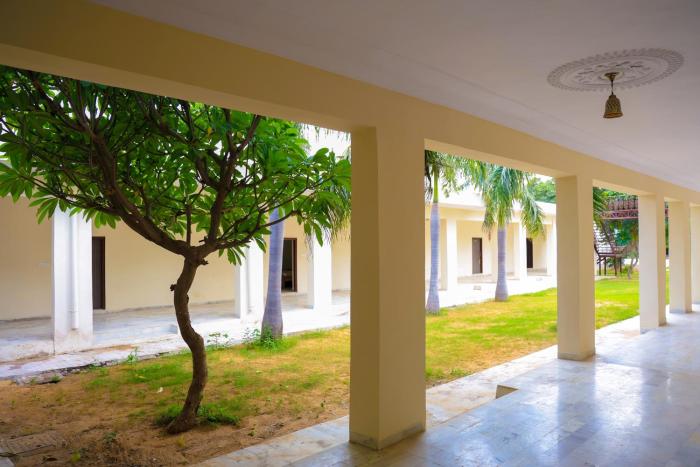 the lala hotel and resort