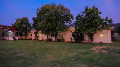 the lala hotel and resort