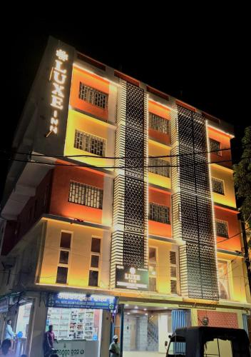 Luxe Inn,,3 star