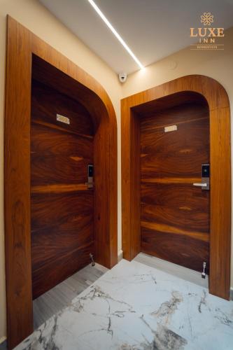 Luxe Inn,,3 star