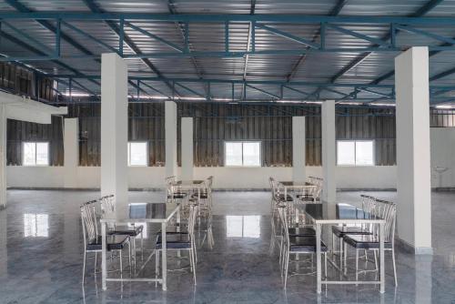 treebo aura inn regency