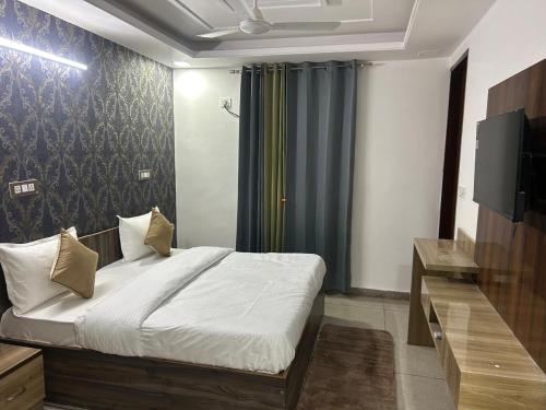 Raj Residency New,,3 star