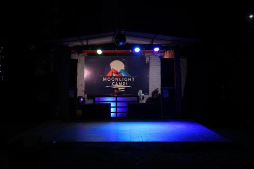 moonlight luxury camps