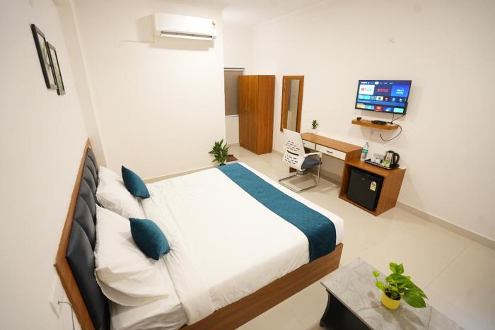 elite hotel hitech