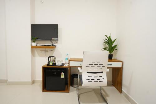 elite hotel hitech