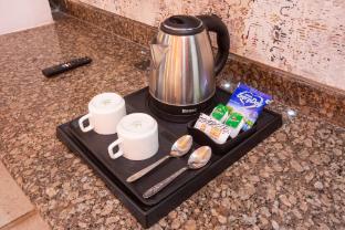 room sity at airport