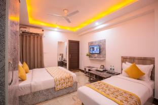 room sity at airport