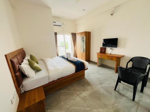 nature inn with greenery comforts