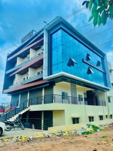 nature inn with greenery comforts