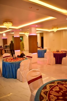 sagar luminoire hotel