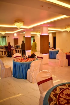 sagar luminoire hotel