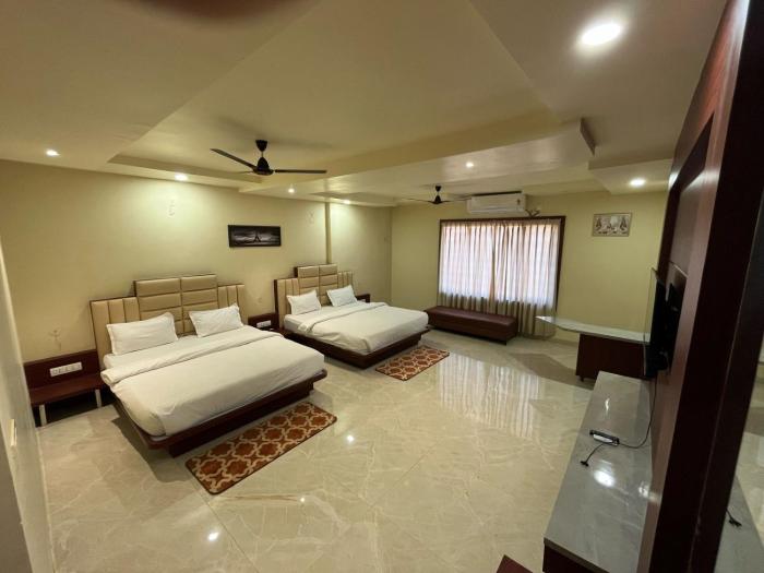 jai vilas palace and resort