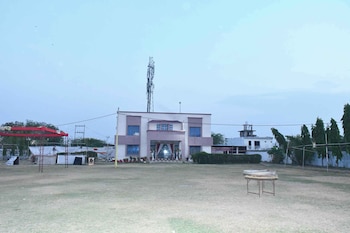 temple view palace hotel and garden