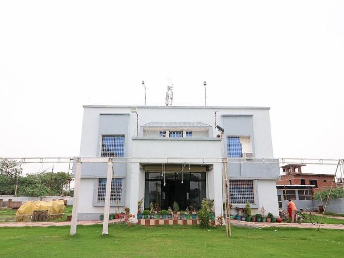 temple view palace hotel and garden