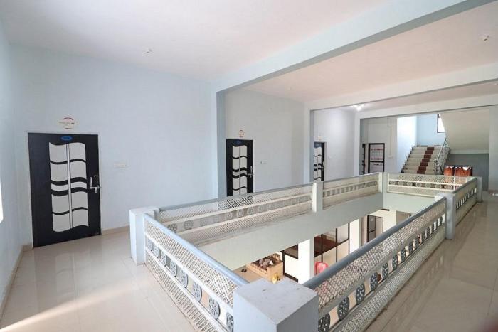 temple view palace hotel and garden