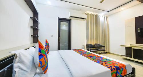 Hotel Greysky Residency New Delhi,,3 star