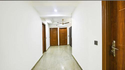 hotel greysky residency new delhi