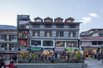 the mount heaven hotel vijayant