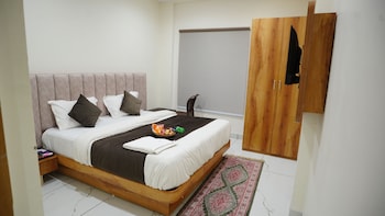 hotel venzaa vijay nagar