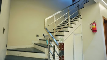 hotel venzaa vijay nagar