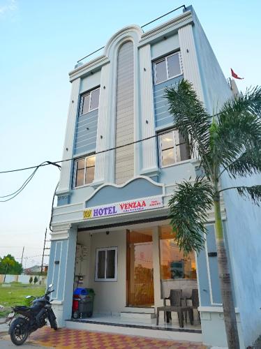 Hotel Venzaa Vijay Nagar,,3 star