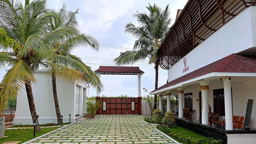 s cross munroe island resort