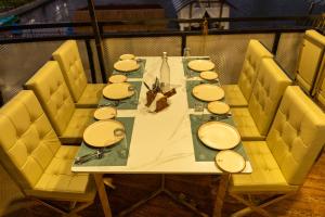 s cross munroe island resort