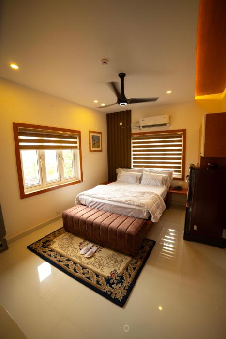 s cross munroe island resort