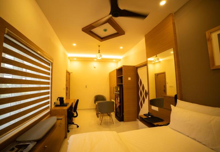 s cross munroe island resort