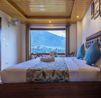 himalayan spurge villa