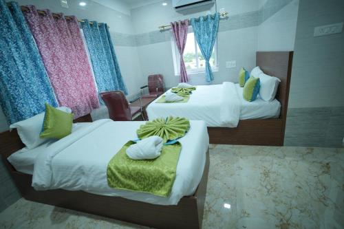 hotel mirka plaza