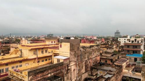 the pink nest backpackers abode