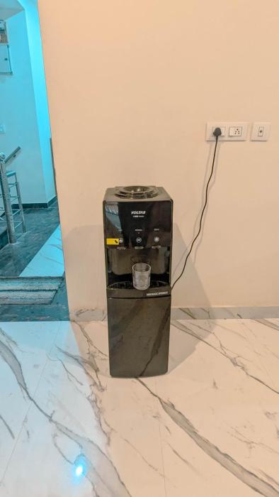 the pink nest backpackers abode