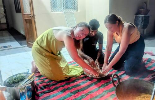 the pink nest backpackers abode