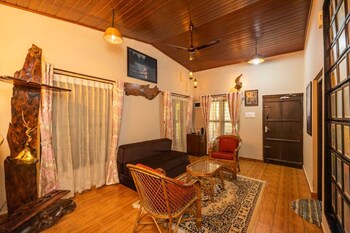 twisted tree cottages coorg
