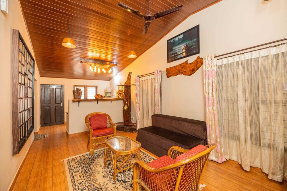 twisted tree cottages coorg