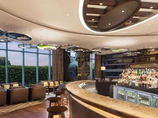 pullman new delhi aerocity hotel