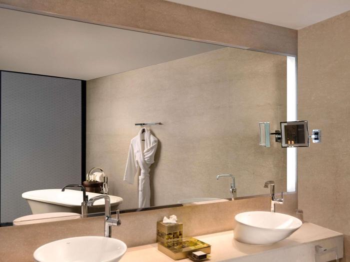 pullman new delhi aerocity hotel