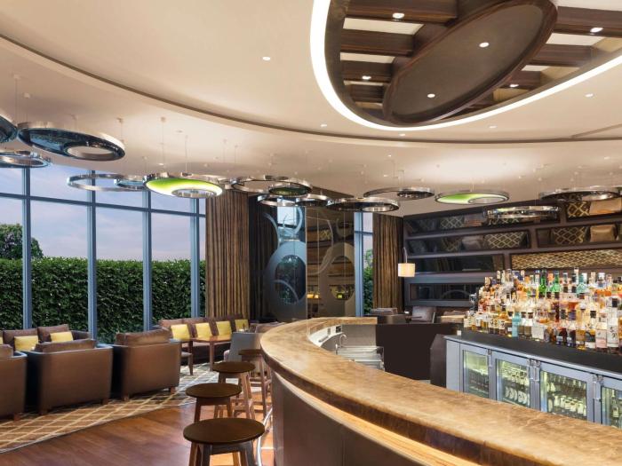 pullman new delhi aerocity hotel