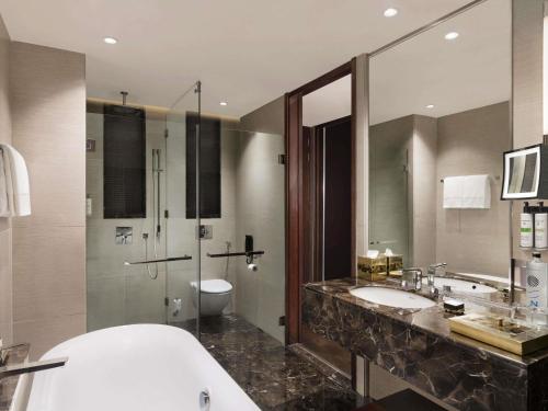 pullman new delhi aerocity hotel