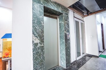 onlystay the taj heritage