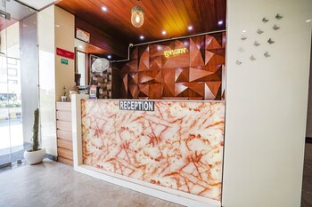 hotel luxeevista by navodayans