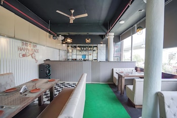 onlystay the taj heritage