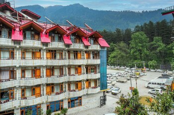 hotel naveen manali by blueko hotel