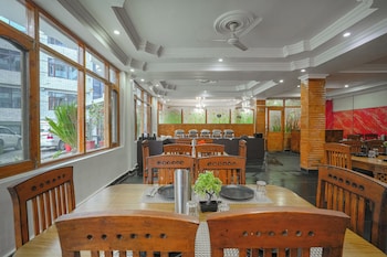 hotel naveen manali by blueko hotel