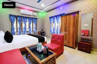 hotel lavish inn